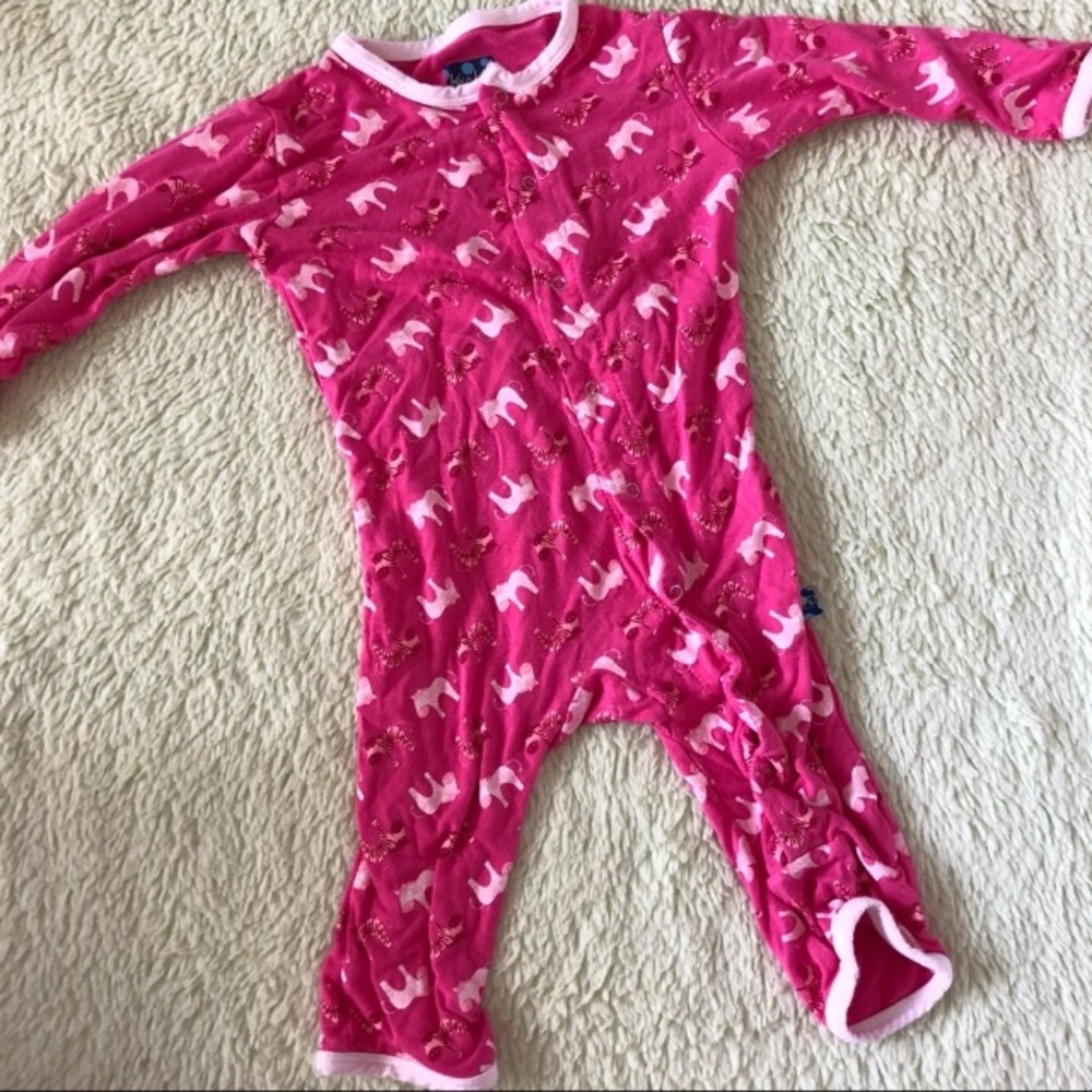 KicKee Pants!